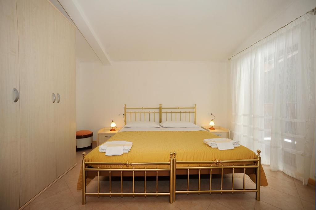 Hotel Bucaneve Moena Zimmer foto